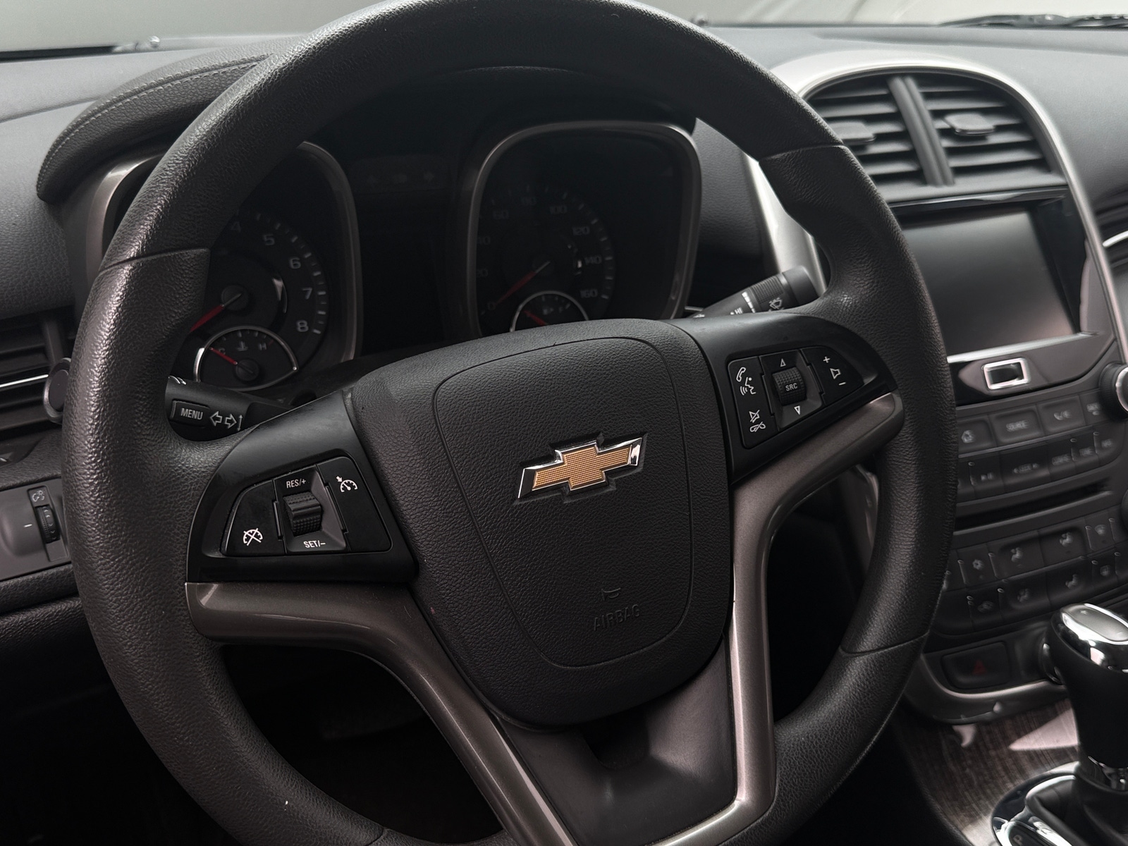 Thumbnail: 2015 Chevrolet Malibu - 5
