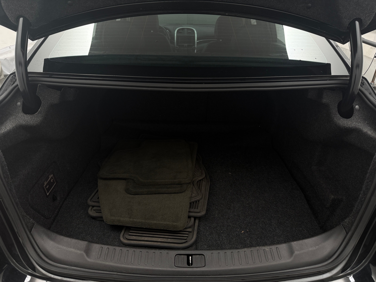 Thumbnail: 2015 Chevrolet Malibu - 7