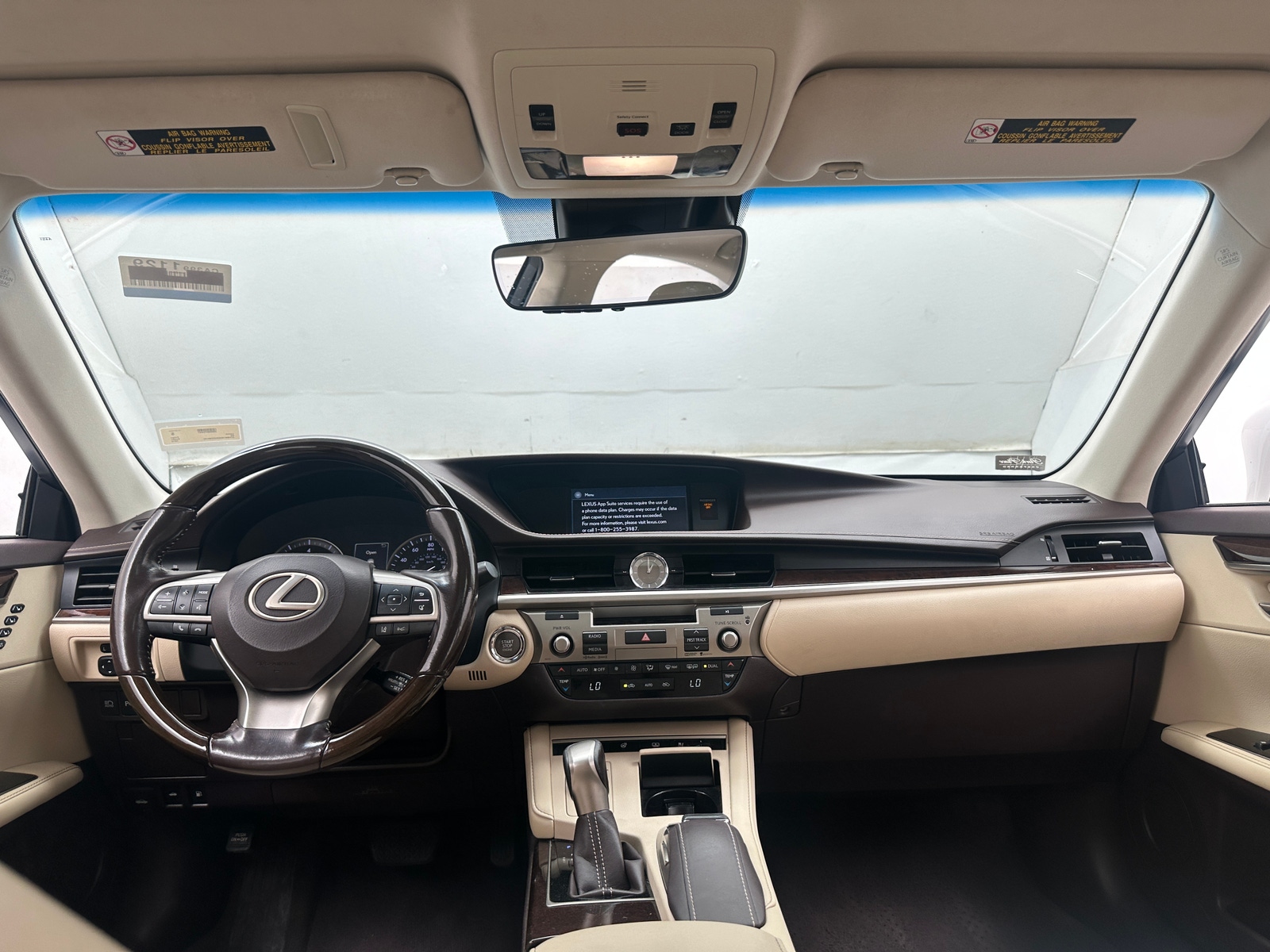 Thumbnail: 2016 Lexus ES - 2
