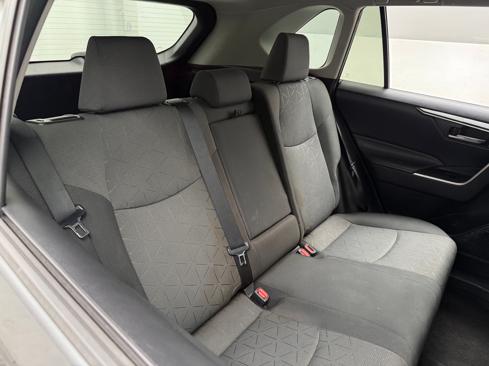 Thumbnail: 2020 Toyota RAV4 - 6