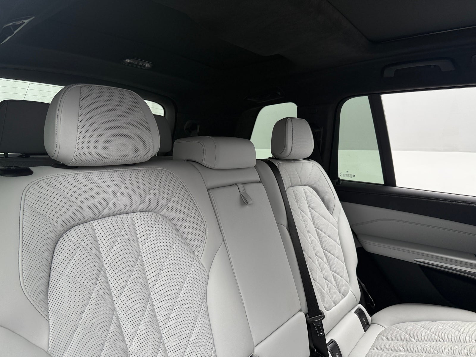Thumbnail: 2025 BMW X7 - 5
