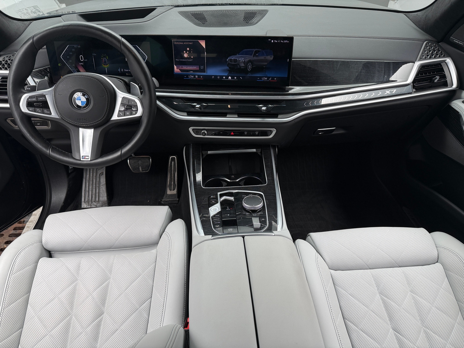 Thumbnail: 2025 BMW X7 - 2