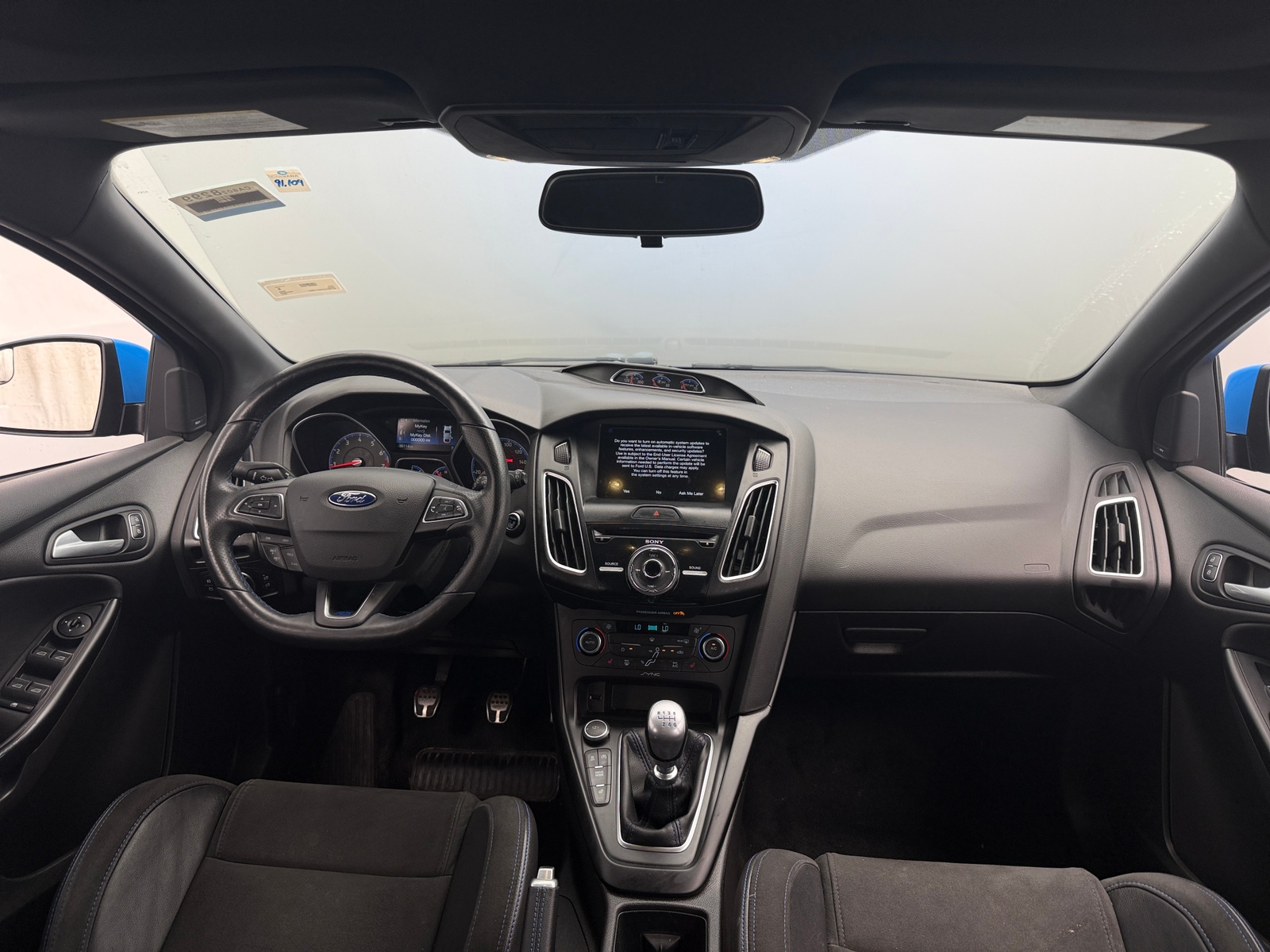 Thumbnail: 2017 Ford Focus - 3