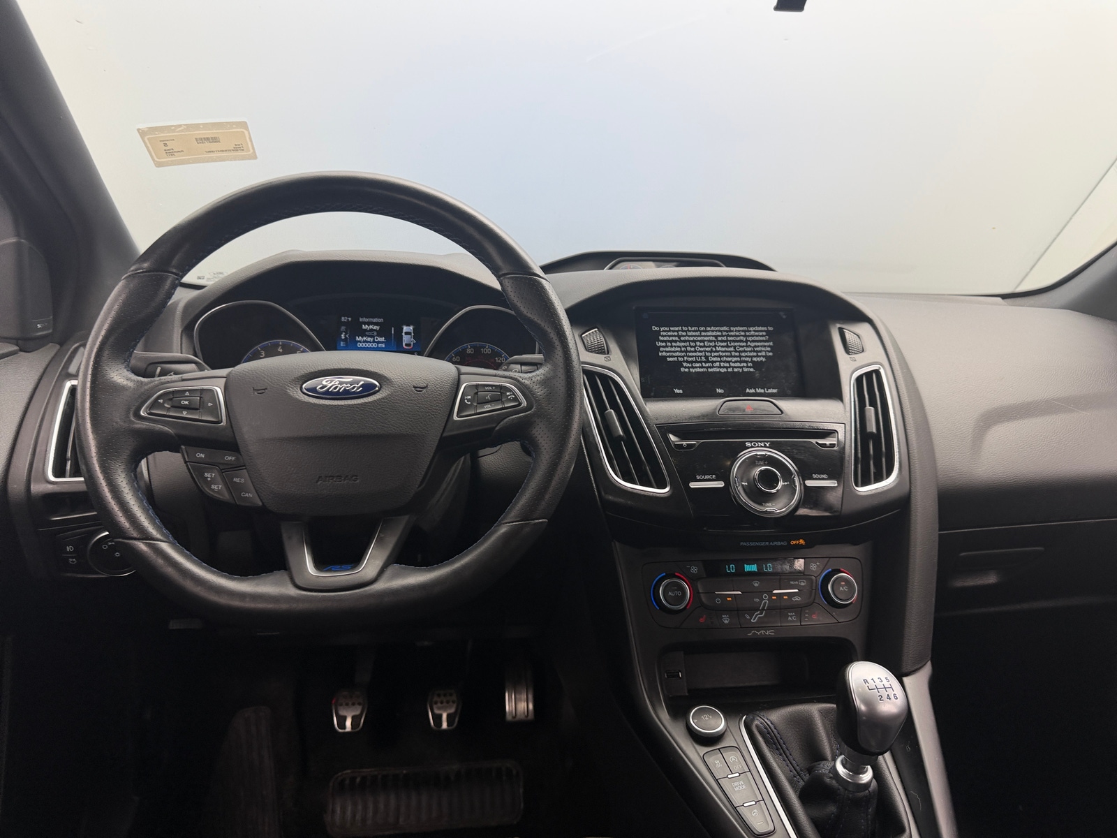 Thumbnail: 2017 Ford Focus - 5