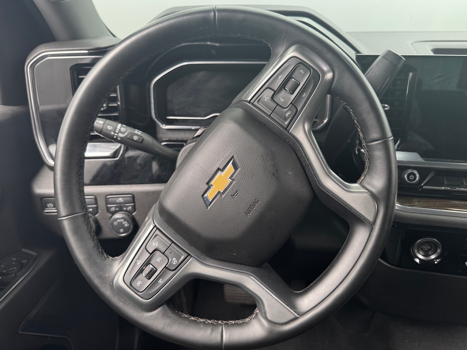 Thumbnail: 2023 Chevrolet Silverado 1500 - 5