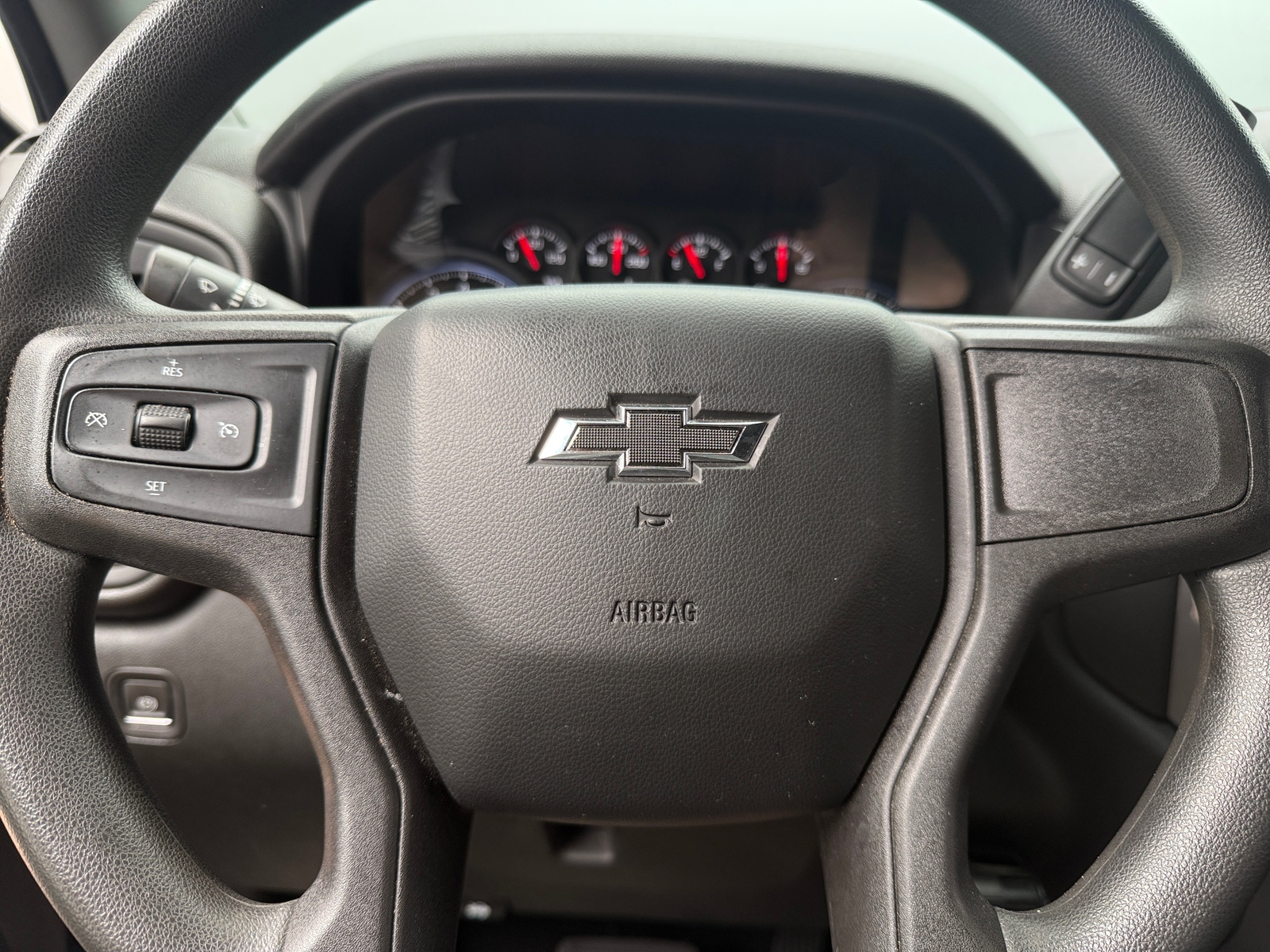 Thumbnail: 2019 Chevrolet Silverado 1500 - 5