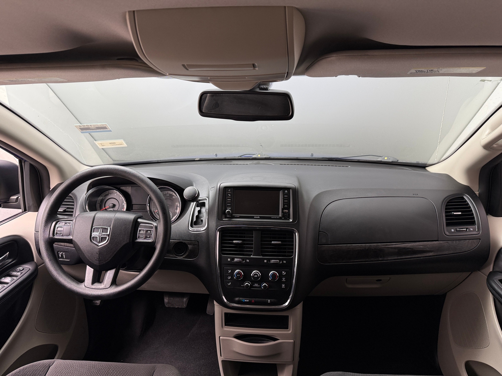 Thumbnail: 2019 Dodge Grand Caravan - 3