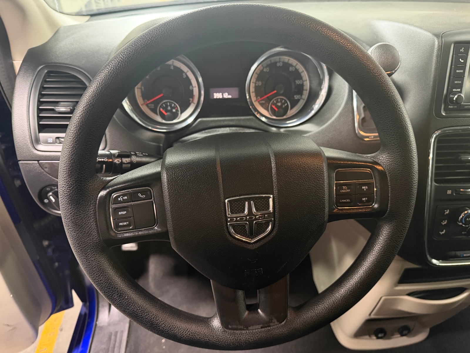 Thumbnail: 2019 Dodge Grand Caravan - 5