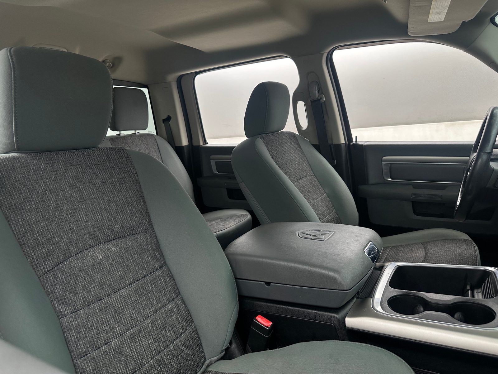 Thumbnail: 2019 RAM 1500 Classic - 2