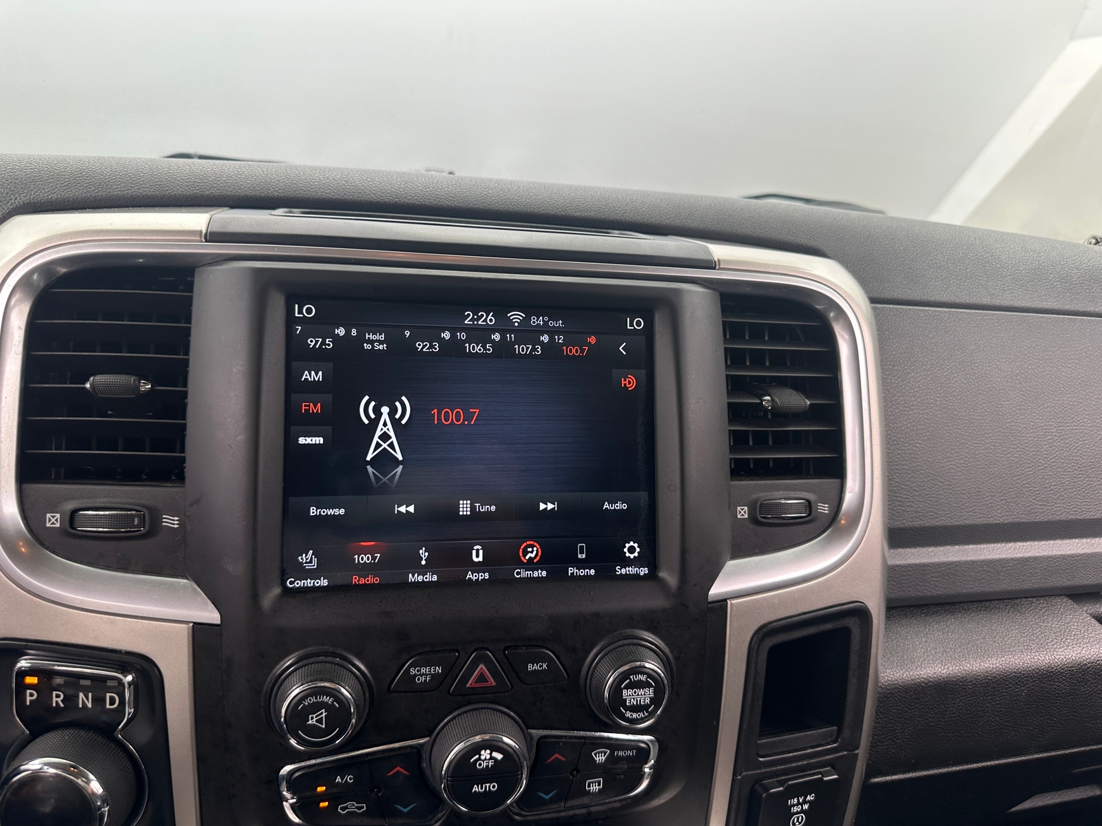Thumbnail: 2019 RAM 1500 Classic - 4