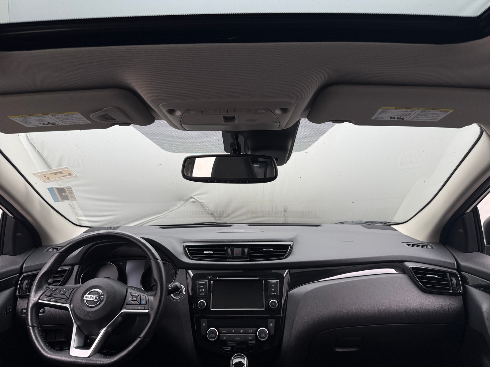 Thumbnail: 2022 Nissan Rogue Sport - 2