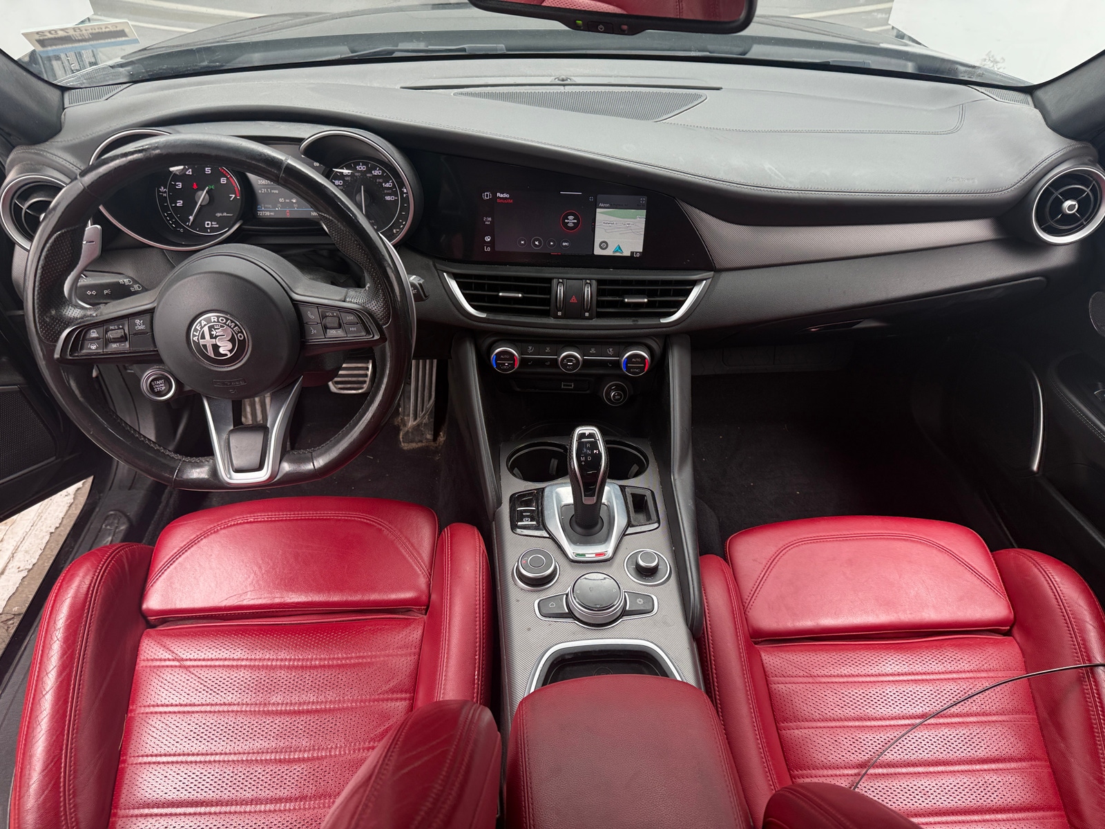 Thumbnail: 2022 Alfa Romeo Giulia - 2