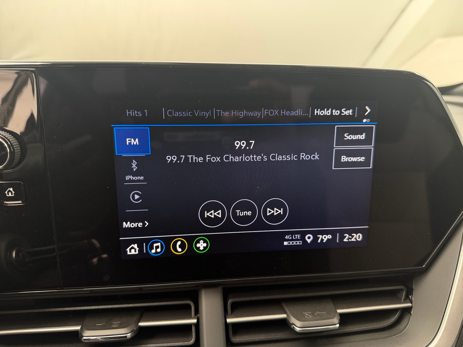 Thumbnail: 2026 Chevrolet Trax - 4