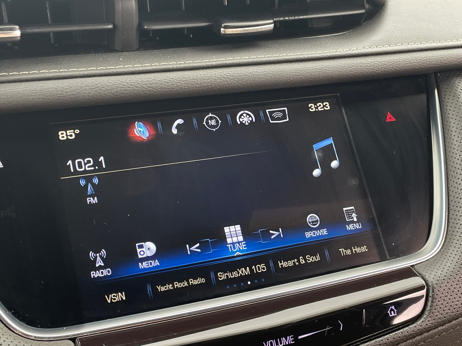 Thumbnail: 2019 Cadillac XT5 - 4