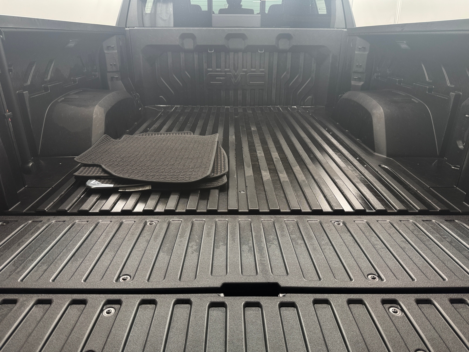 Thumbnail: 2025 GMC Sierra 1500 - 6
