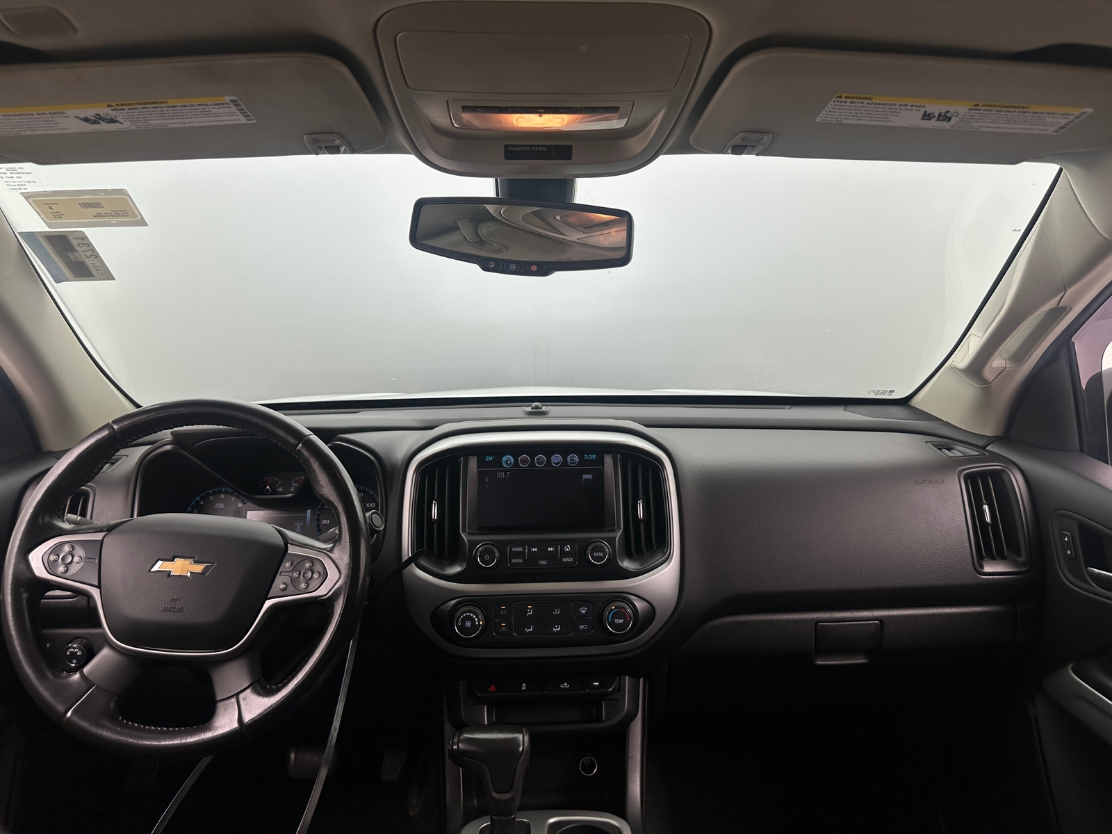 Thumbnail: 2018 Chevrolet Colorado - 3