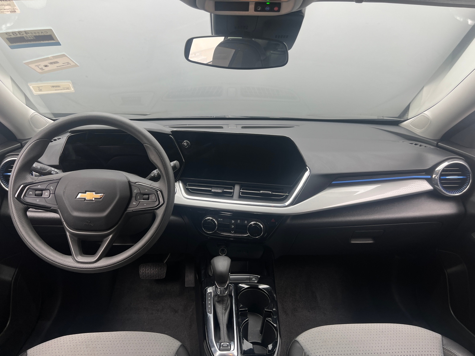 Thumbnail: 2025 Chevrolet Trax - 3