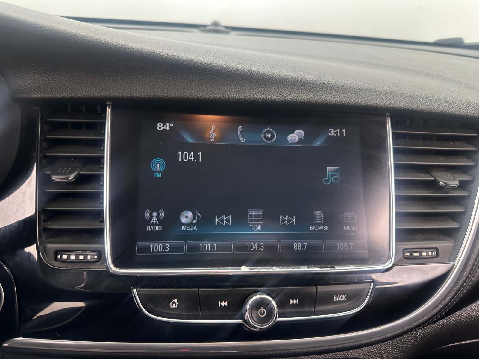 Thumbnail: 2020 Buick Encore - 3