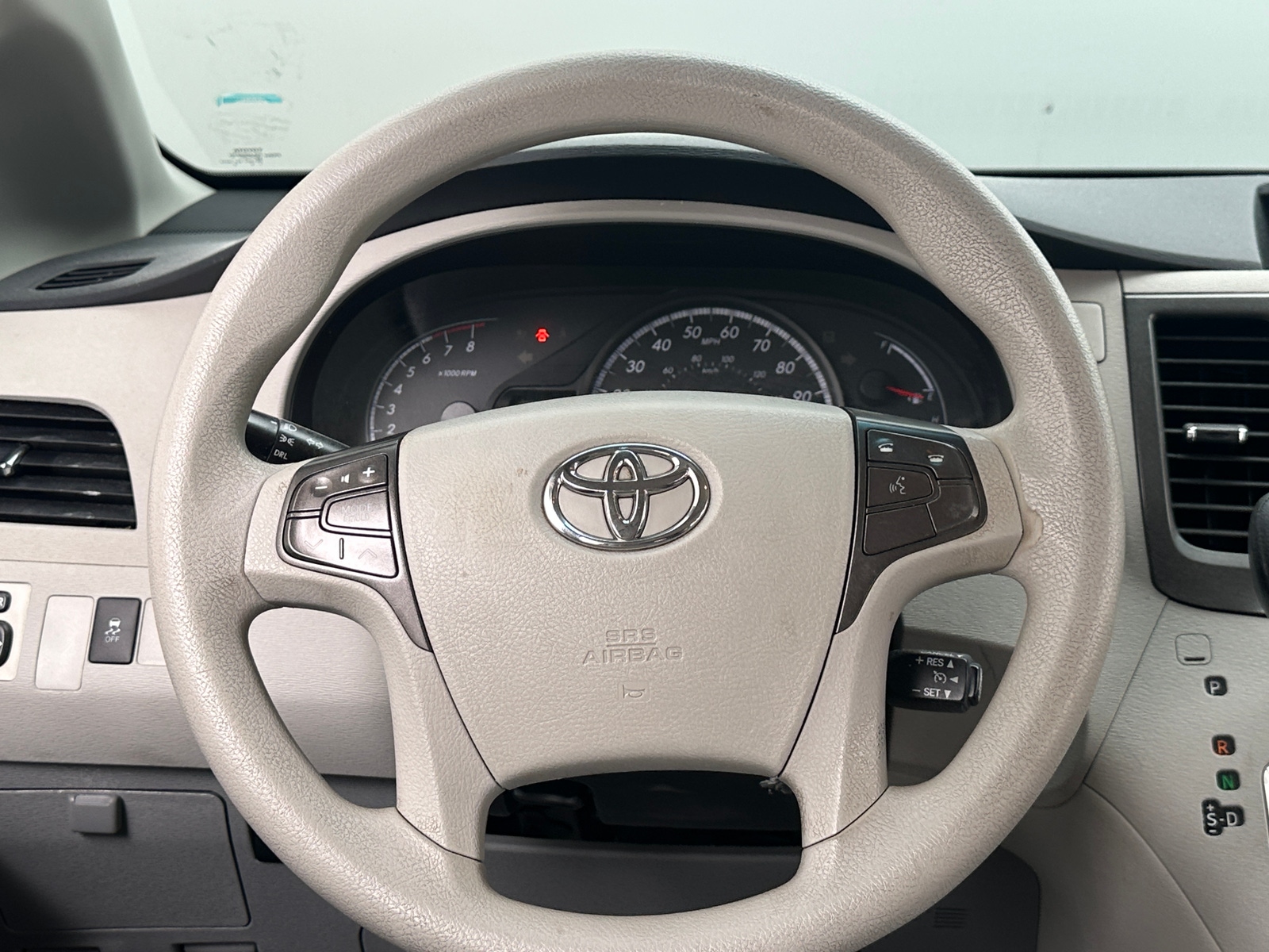 Thumbnail: 2012 Toyota Sienna - 5