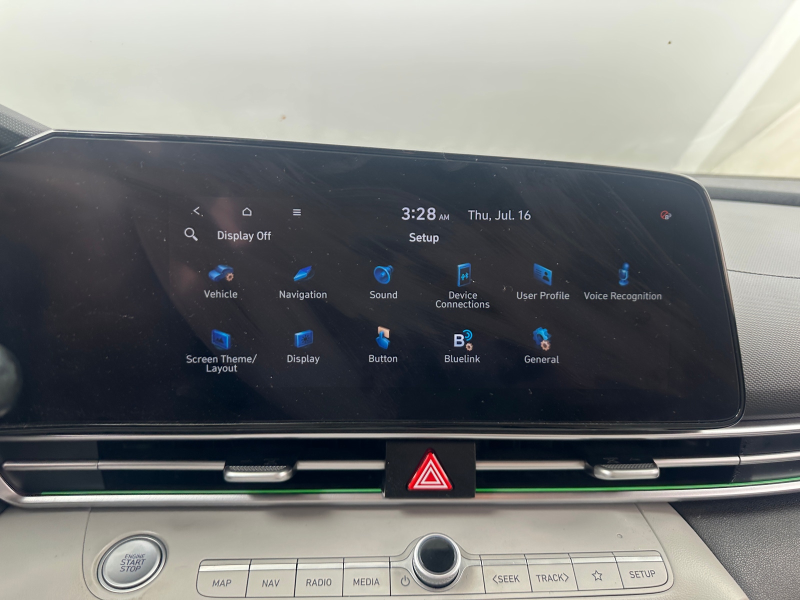 Thumbnail: 2022 Hyundai Elantra - 3
