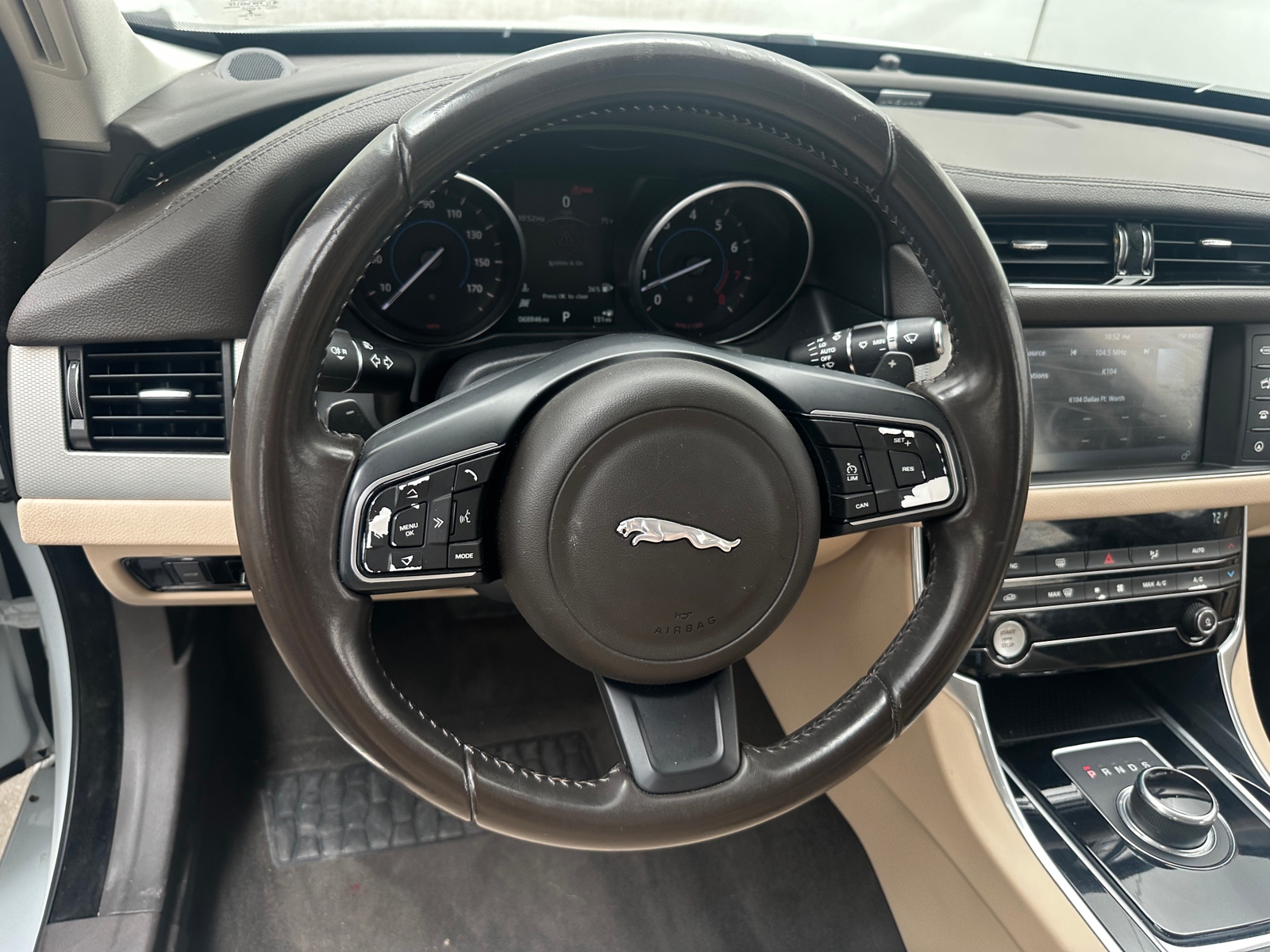 Thumbnail: 2017 Jaguar XF - 4
