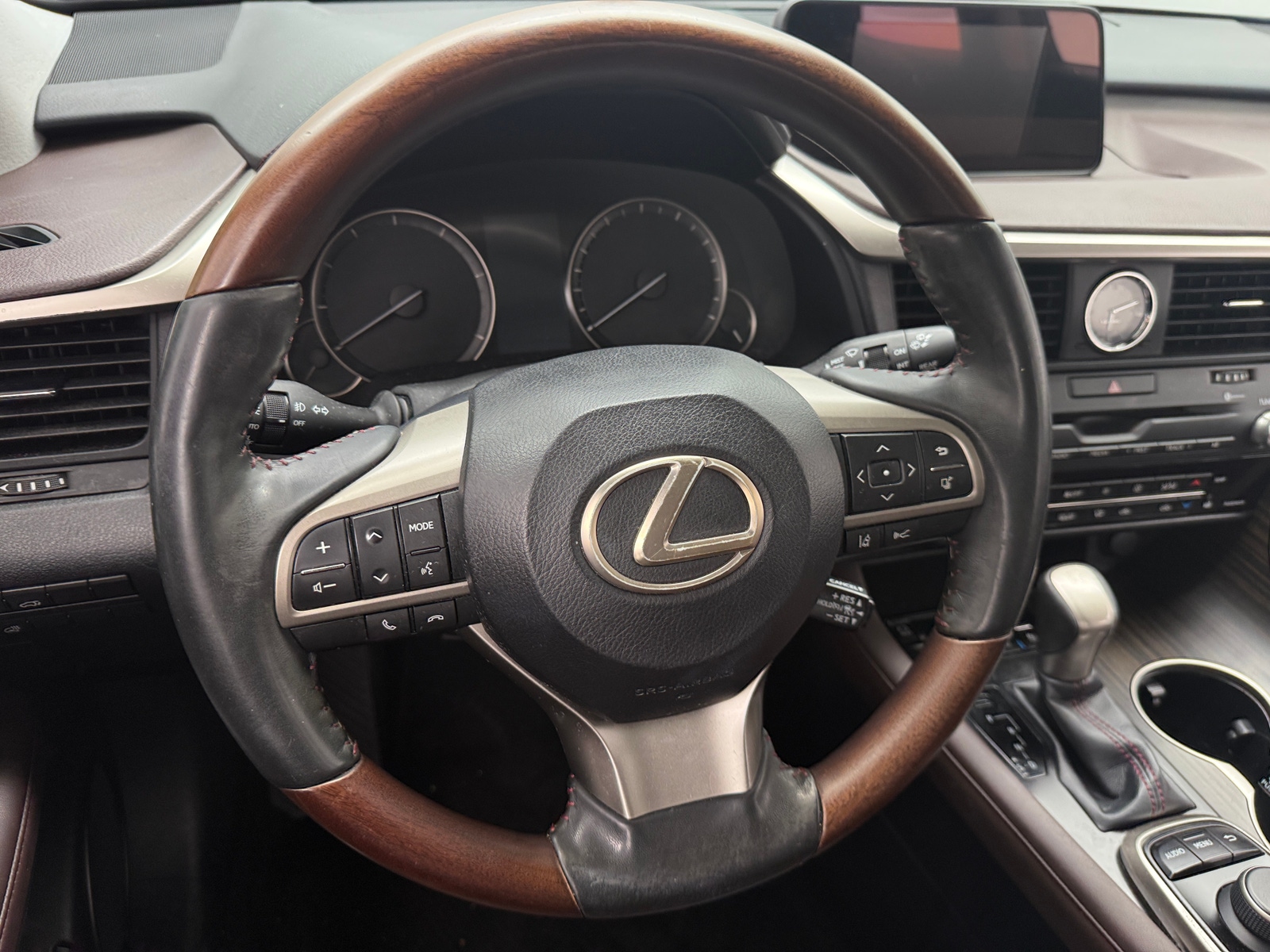 Thumbnail: 2017 Lexus RX - 4