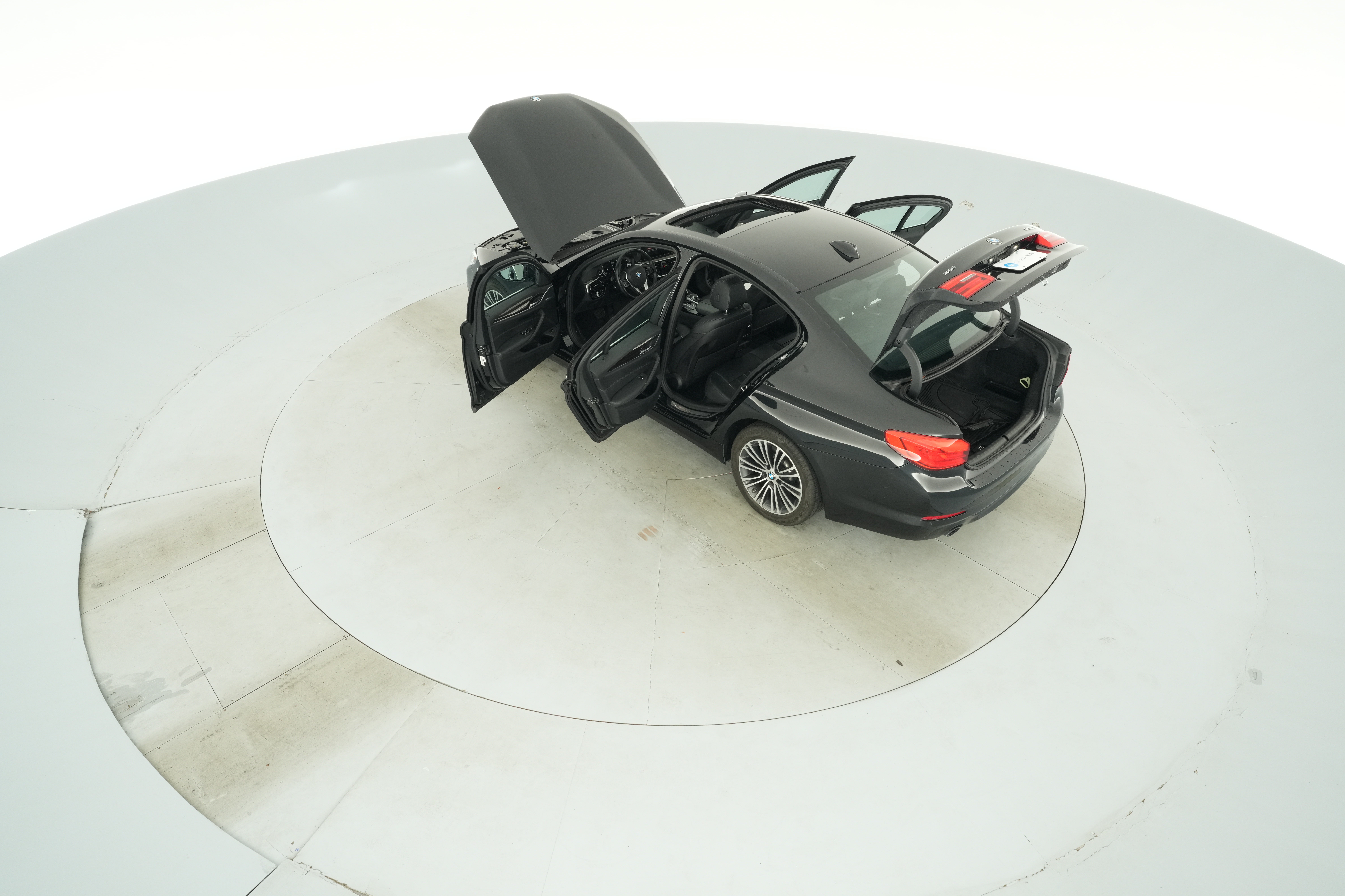 2019 BMW 5 Series 530i - Photo 48