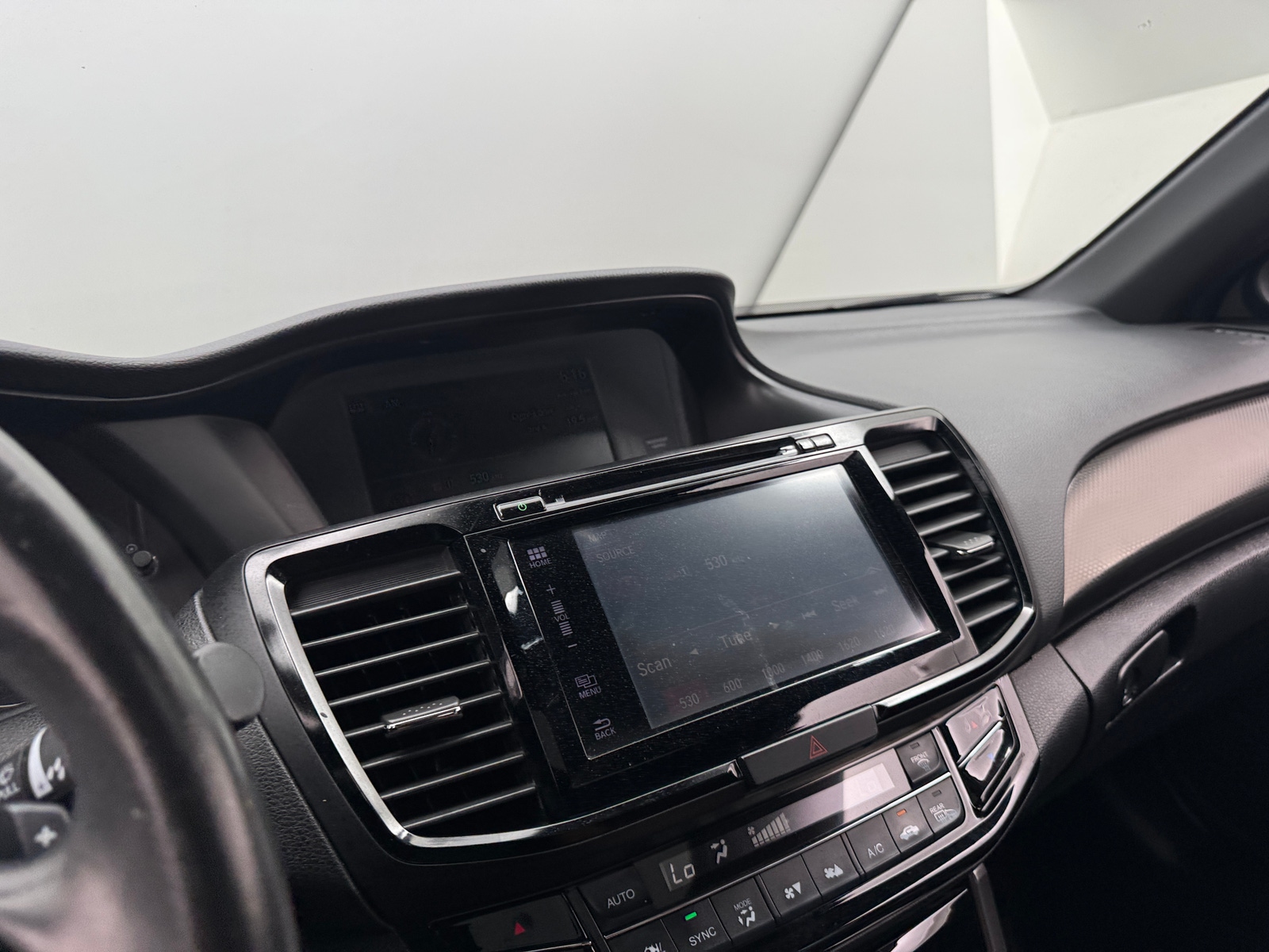 Thumbnail: 2016 Honda Accord - 2