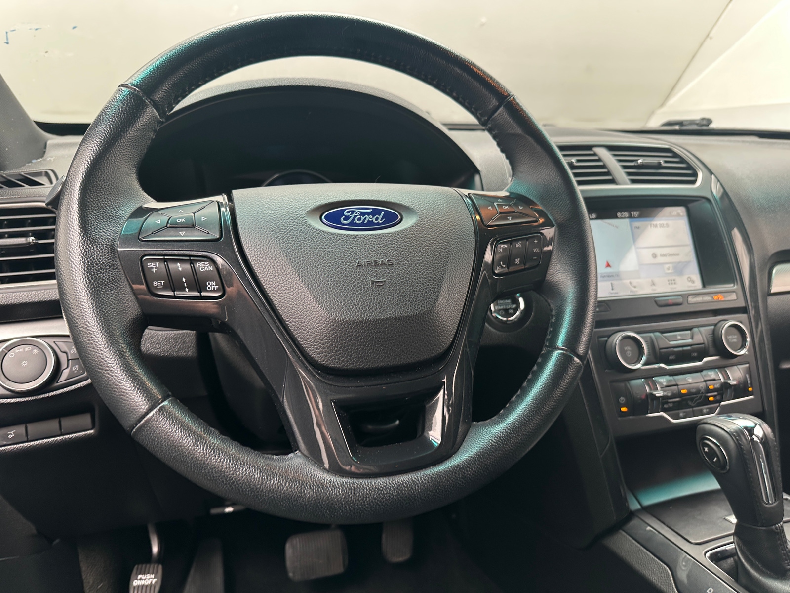 Thumbnail: 2018 Ford Explorer - 5