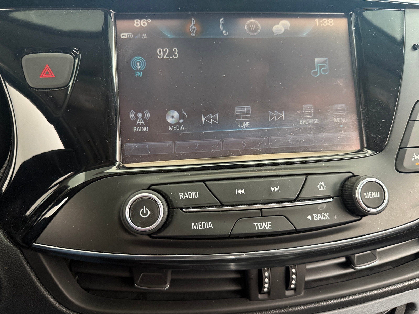 Thumbnail: 2019 Buick Envision - 3