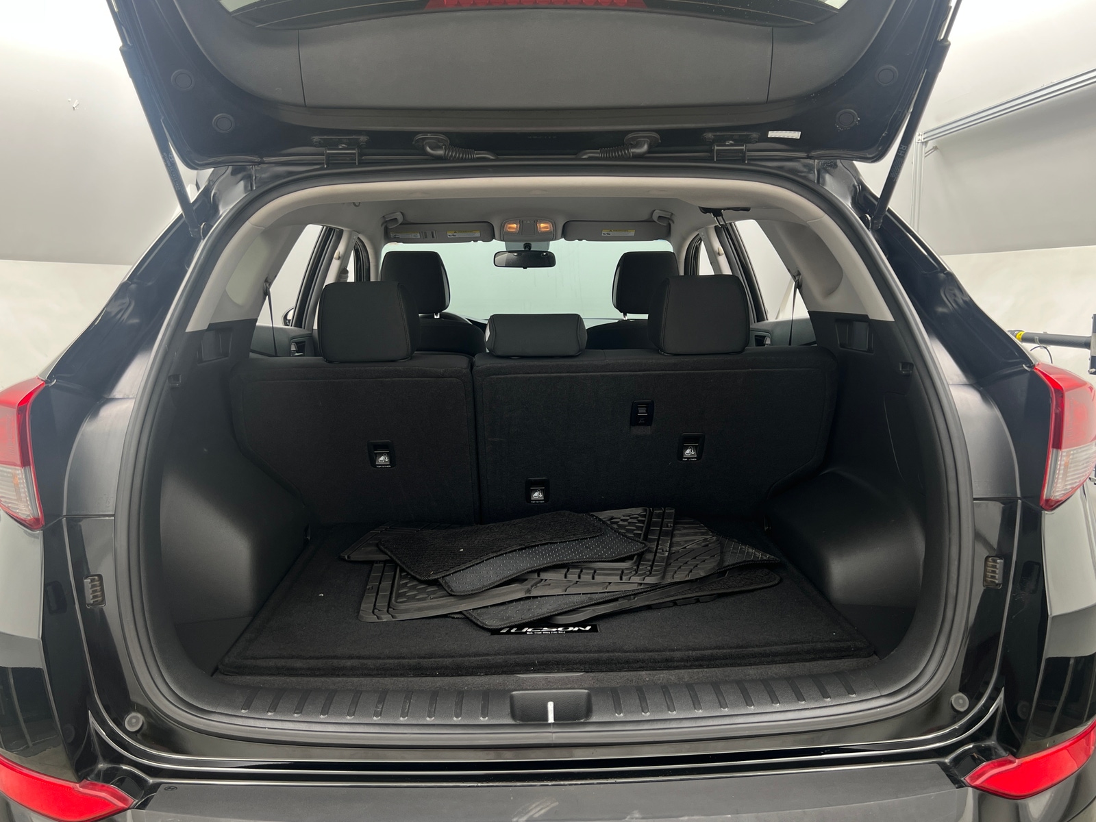 Thumbnail: 2016 Hyundai Tucson - 7
