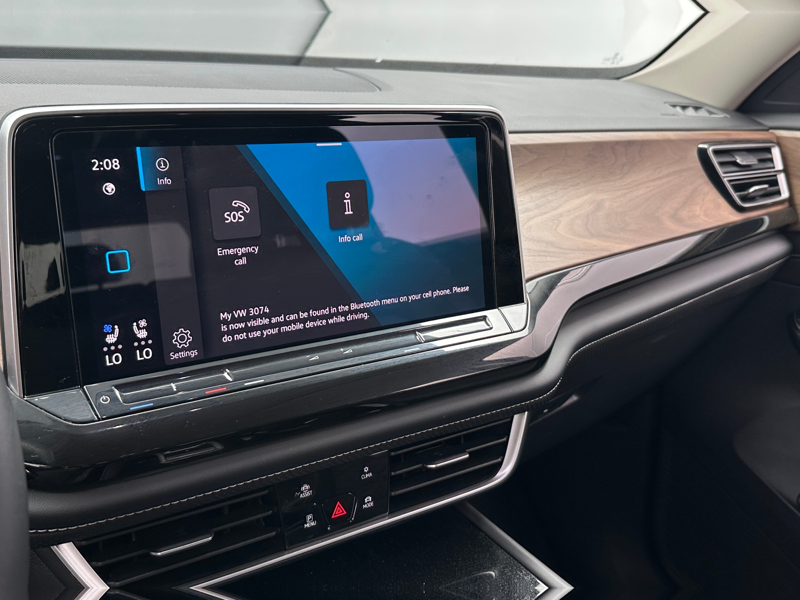 Thumbnail: 2026 Volkswagen Atlas - 3