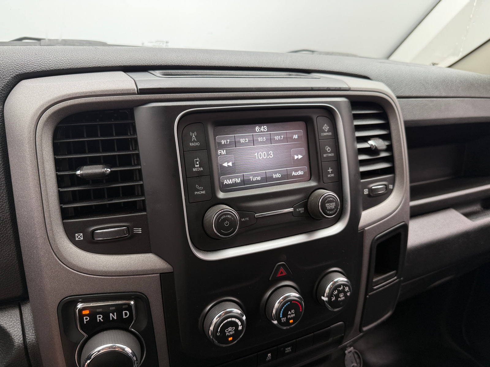 Thumbnail: 2024 RAM 1500 Classic - 4