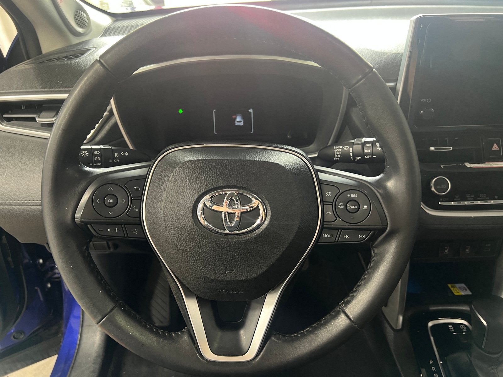 Thumbnail: 2023 Toyota Corolla Cross - 4