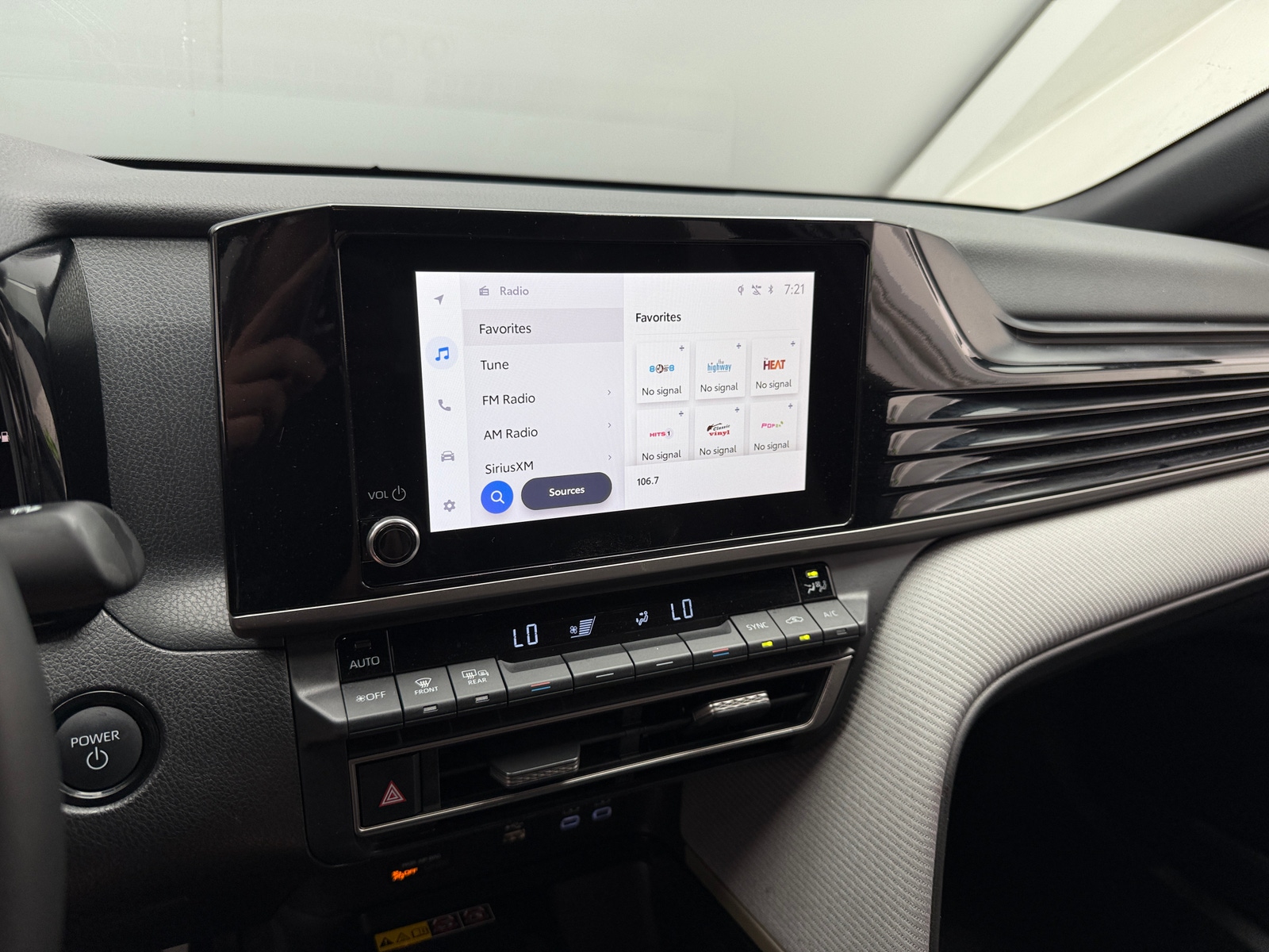 Thumbnail: 2025 Toyota Camry - 3