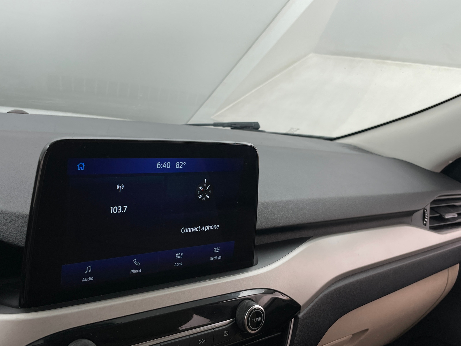 Thumbnail: 2021 Ford Escape - 4