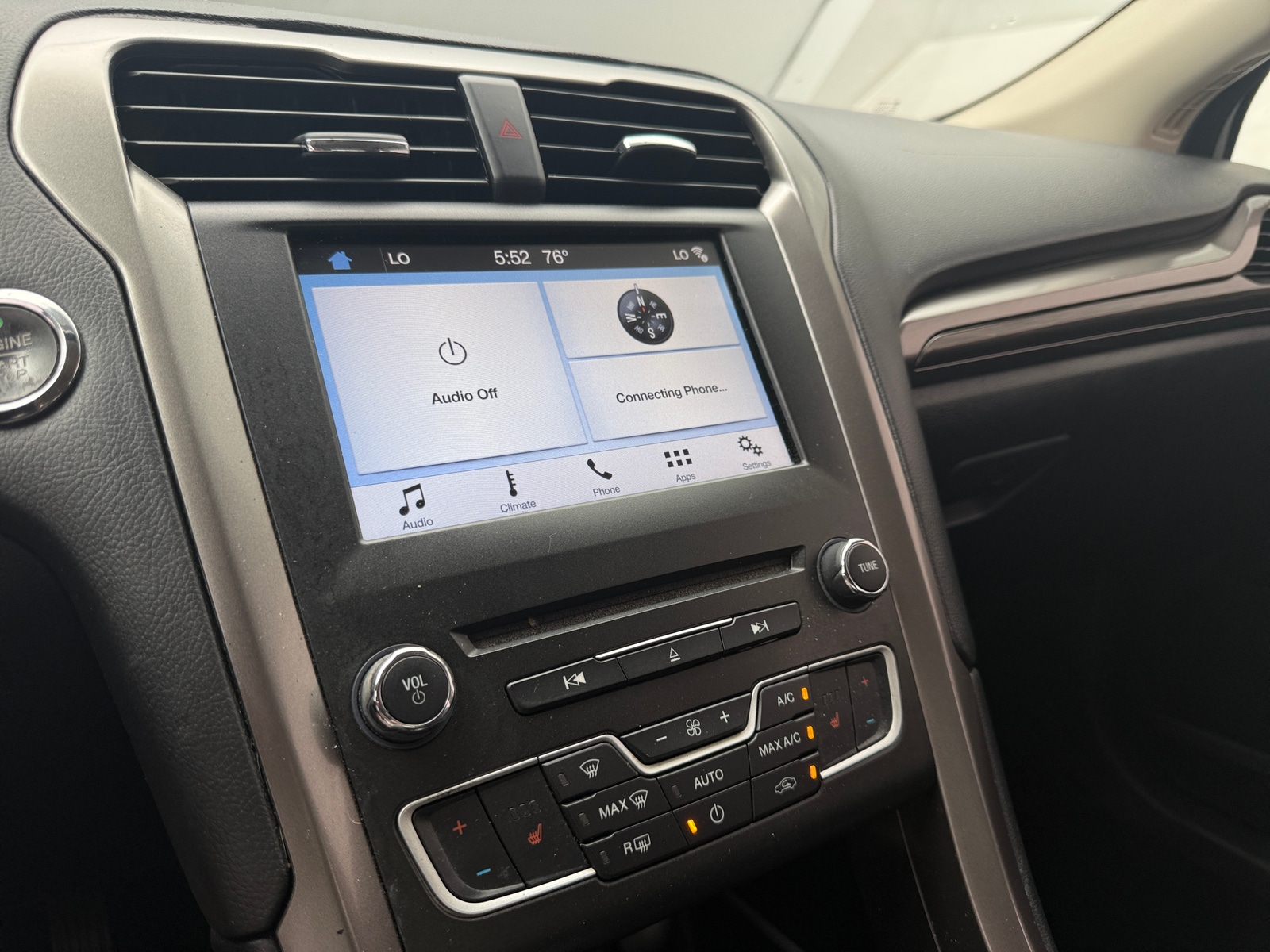 Thumbnail: 2017 Ford Fusion - 4