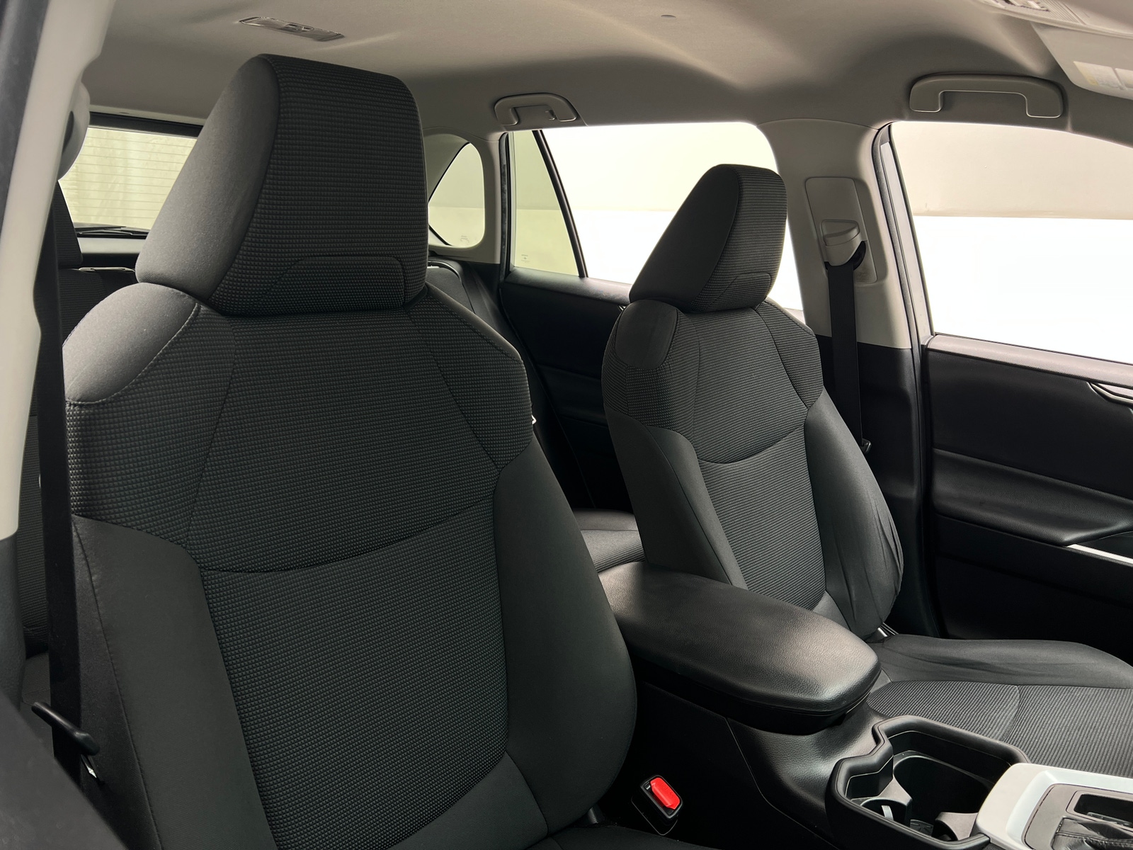 Thumbnail: 2021 Toyota RAV4 - 2