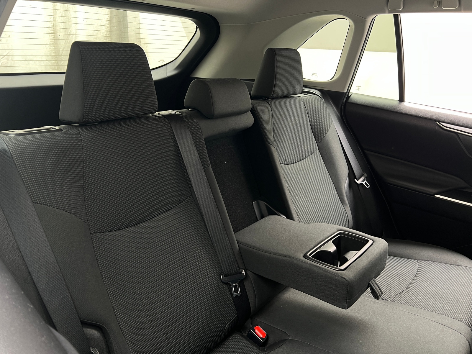 Thumbnail: 2021 Toyota RAV4 - 6