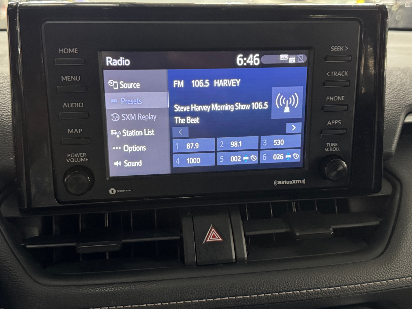 Thumbnail: 2021 Toyota RAV4 - 4