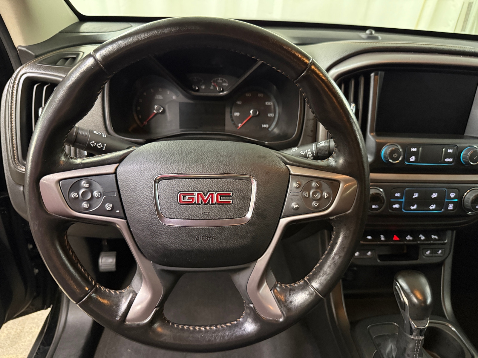 Thumbnail: 2022 GMC Canyon - 4