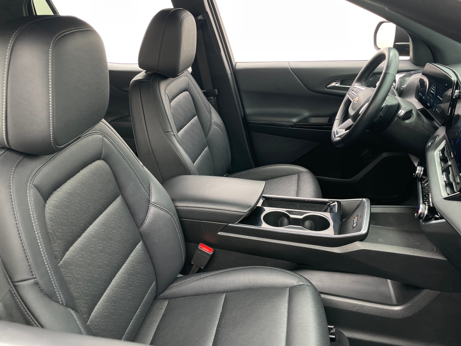 Thumbnail: 2025 Chevrolet Equinox - 2