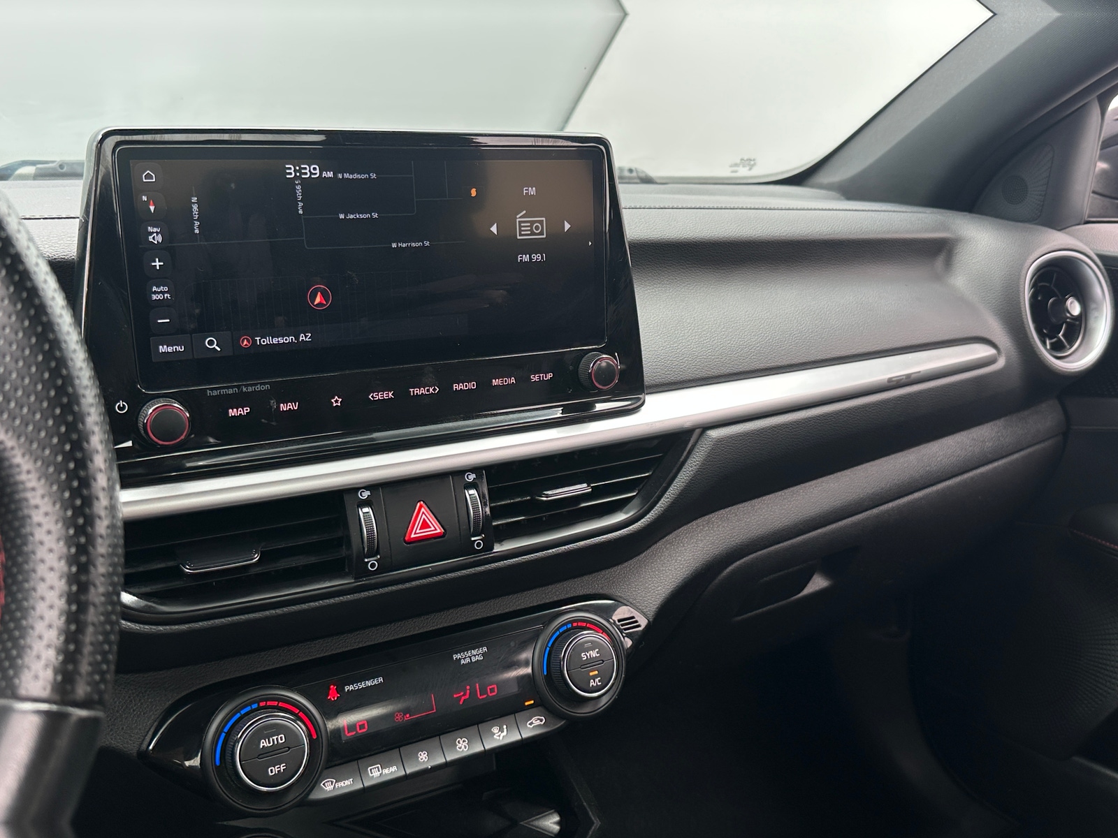 Thumbnail: 2023 Kia Forte - 3