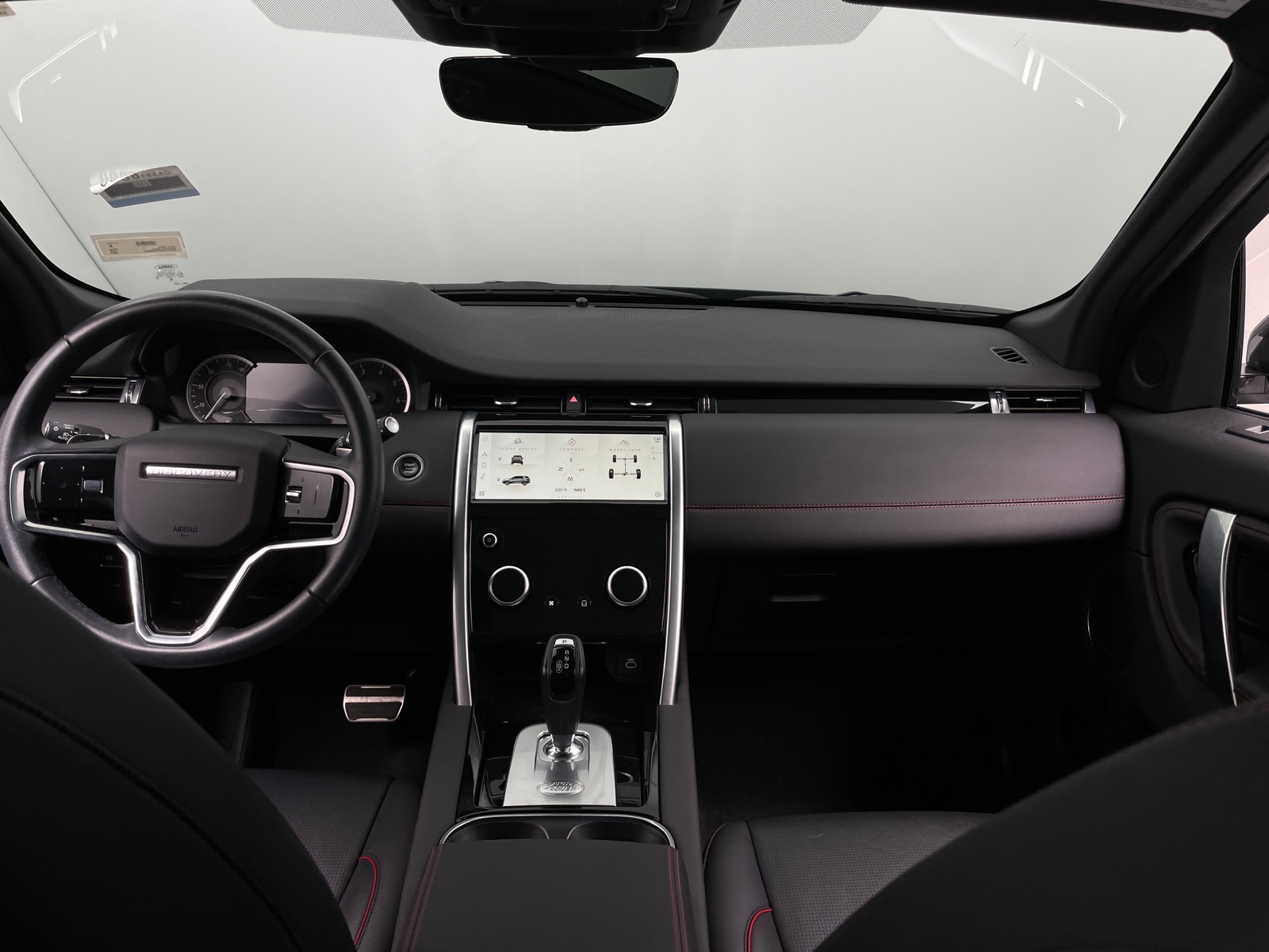 Thumbnail: 2023 Land Rover Discovery Sport - 2