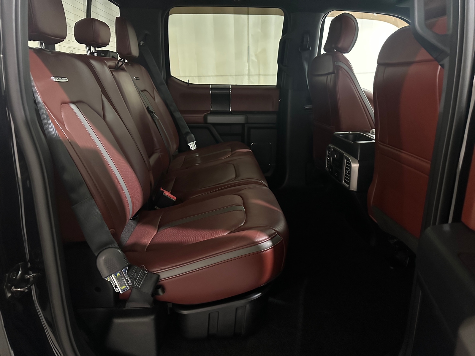 Thumbnail: 2019 Ford Econoline - 5