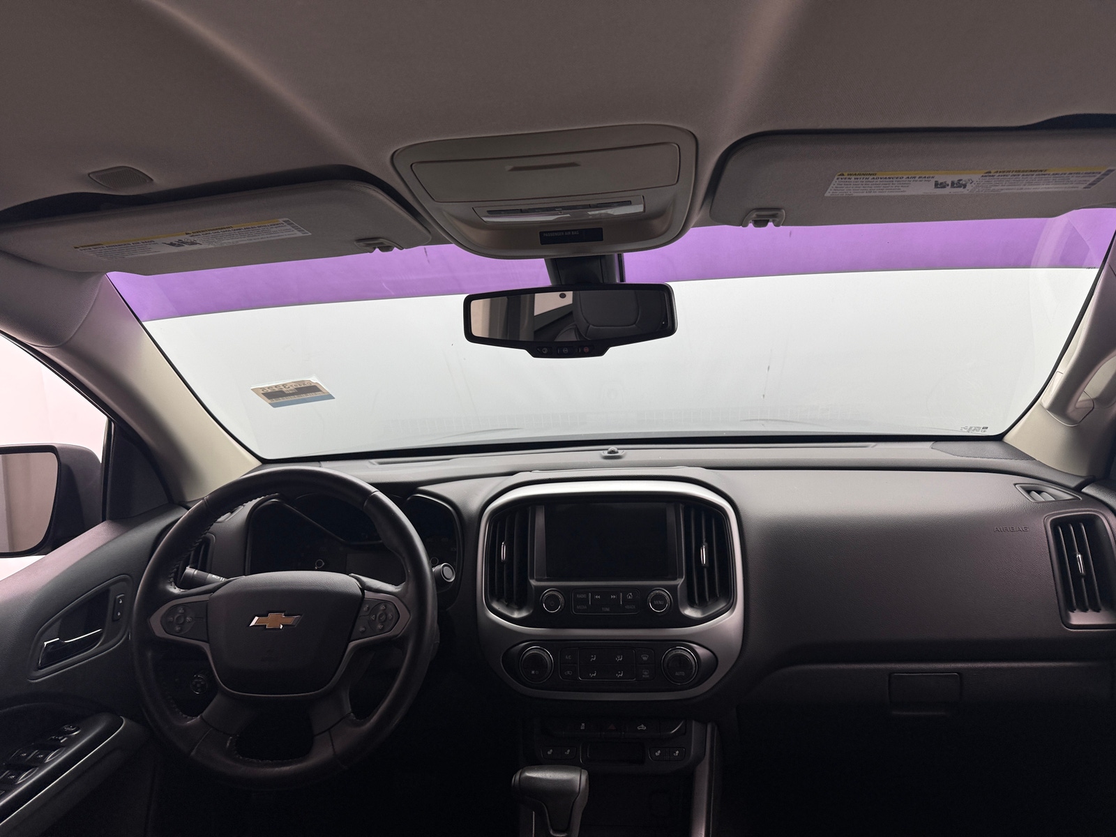 Thumbnail: 2016 Chevrolet Colorado - 3