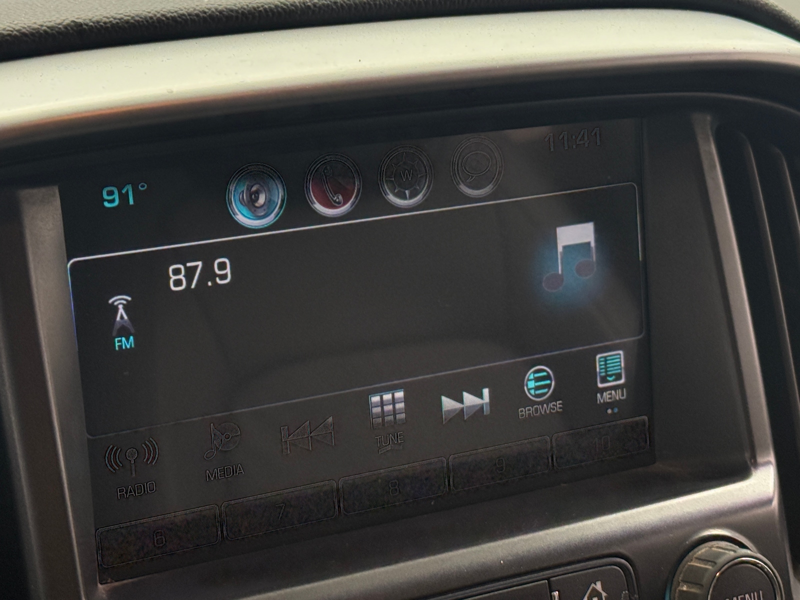 Thumbnail: 2016 Chevrolet Colorado - 4