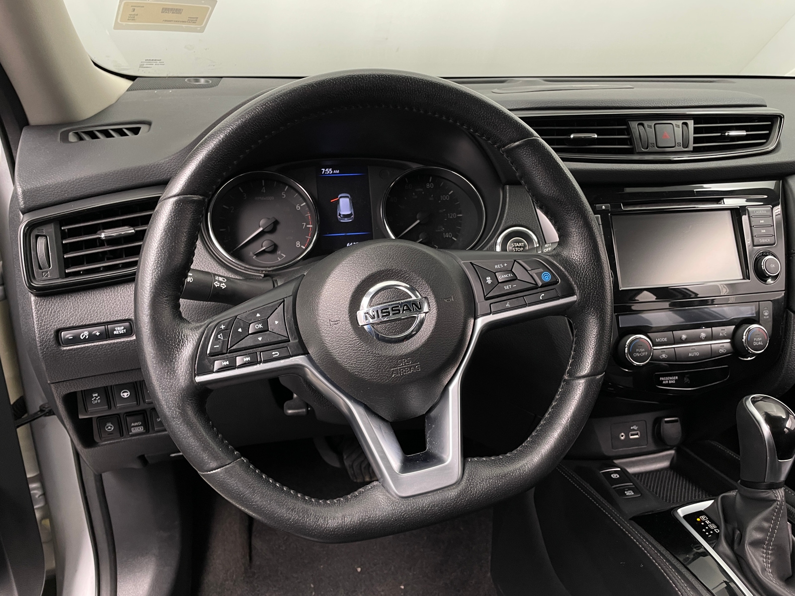 Thumbnail: 2019 Nissan Rogue - 4