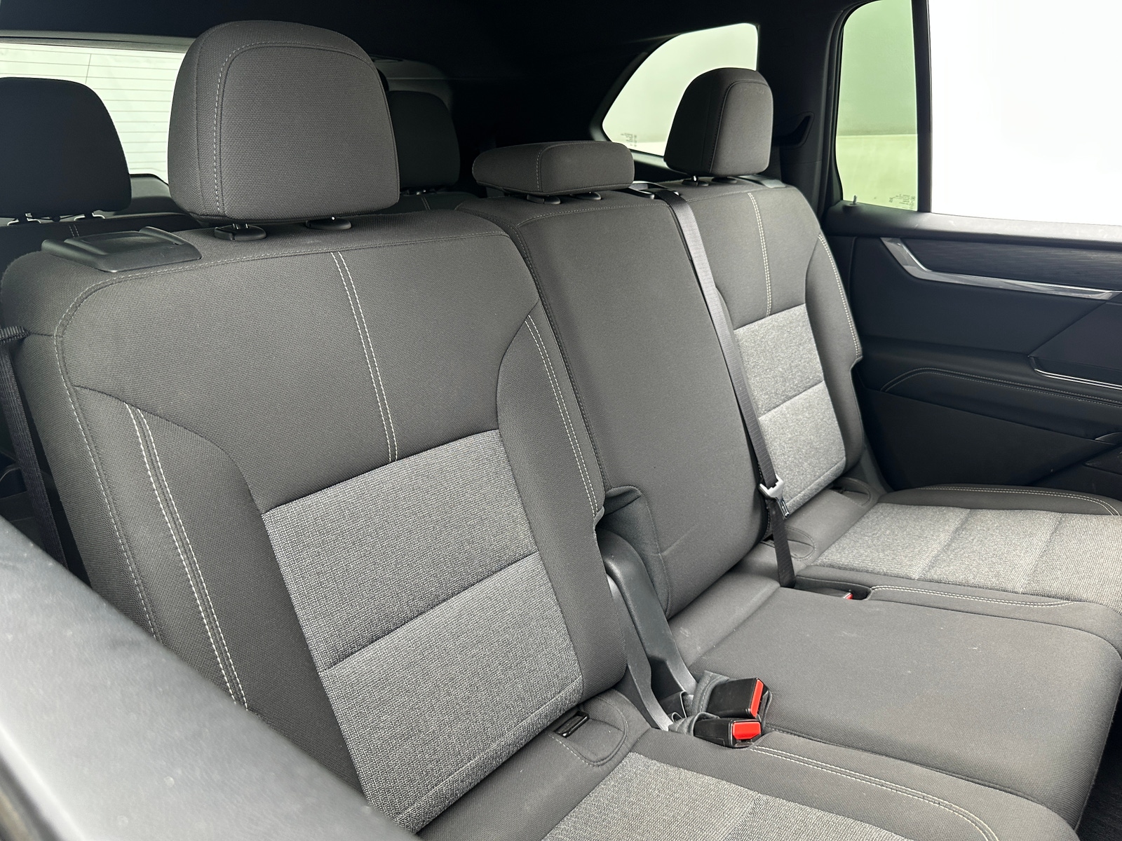 Thumbnail: 2025 GMC Acadia - 6