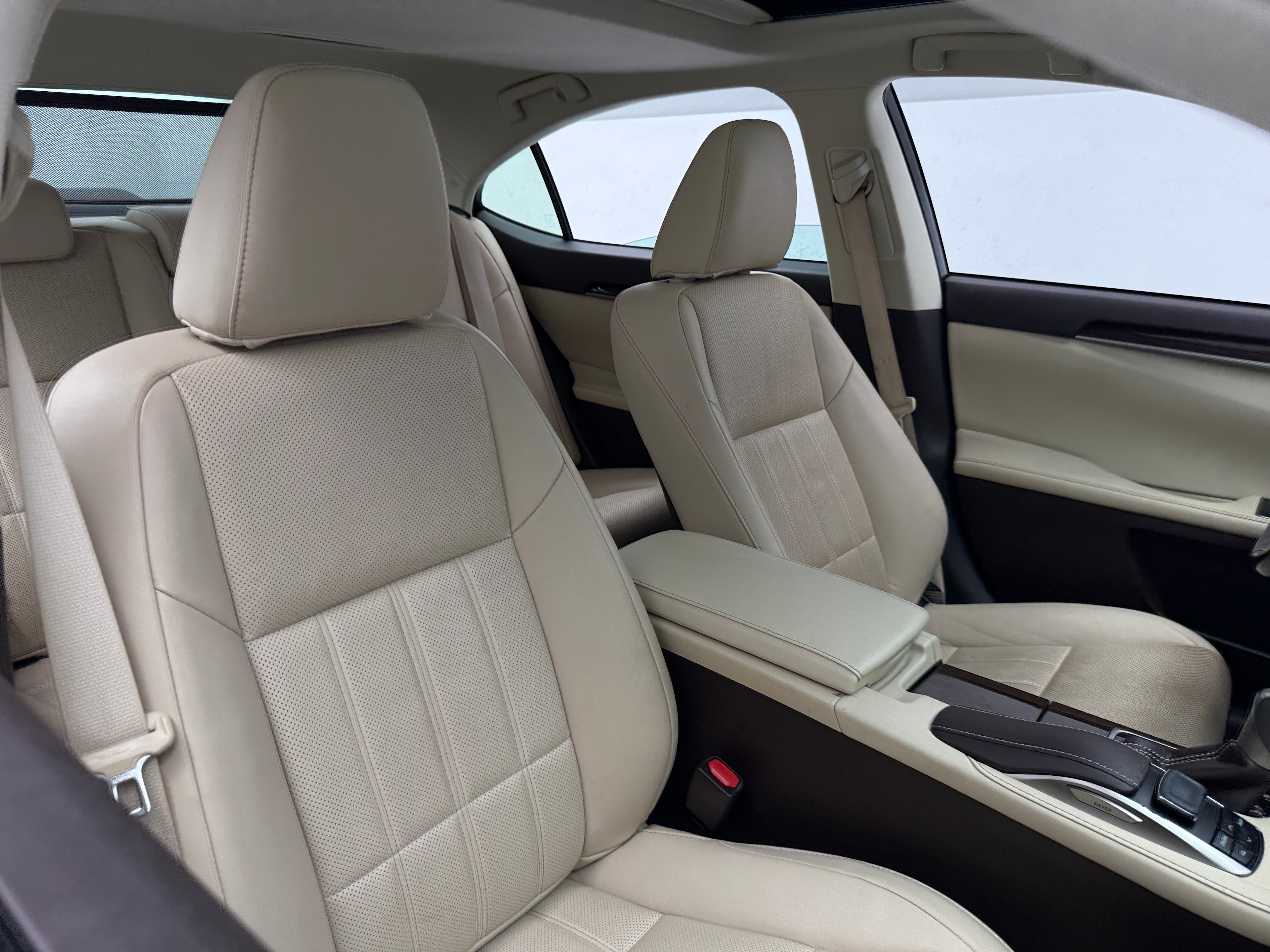2017 Lexus ES